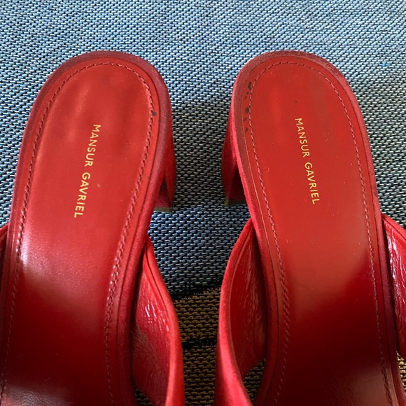 Mansur Gavriel Cross Strap Suede Red Mule Shoe - Picture 4 of 7